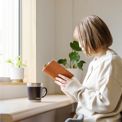 【名入れ対応 ラッピング付】 ブックカバー 文庫本サイズ ギフト　本革 日本製 TOLVE トルベ TO-C220 ポスト投函便送料無料